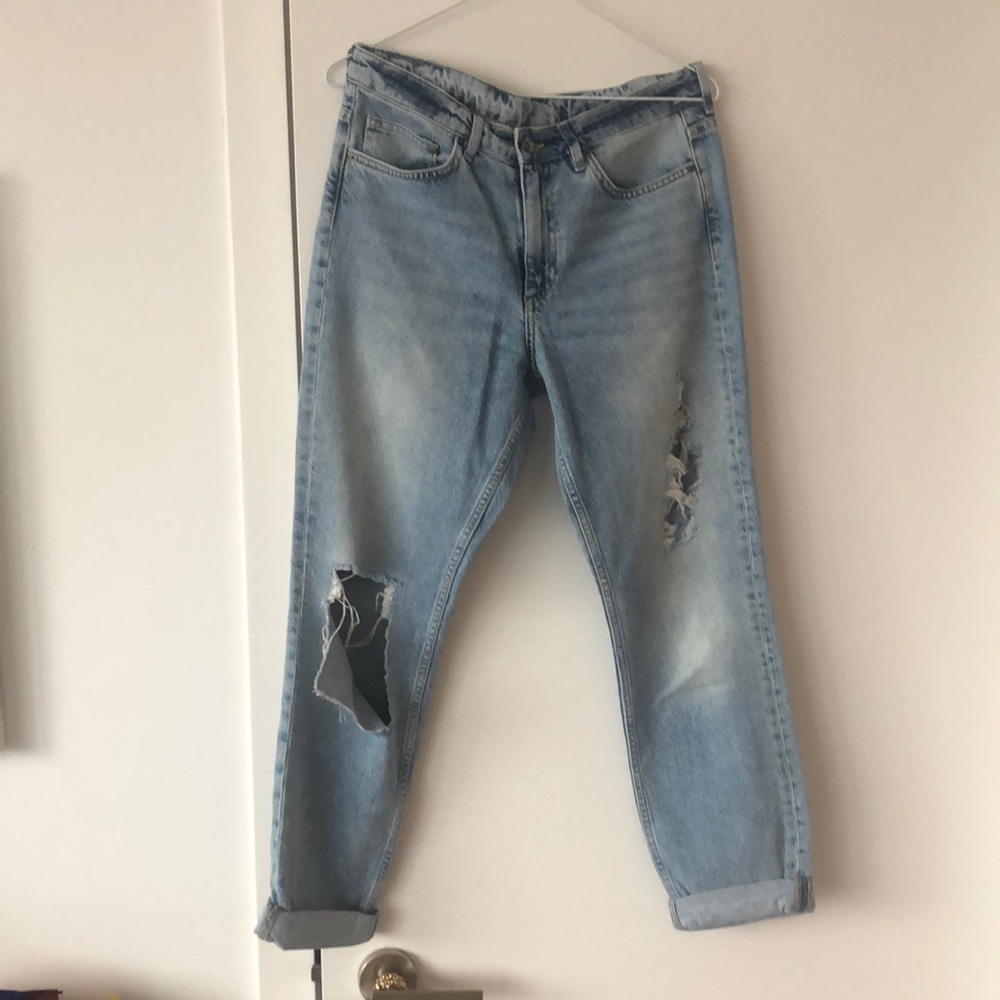NWOT H&M Relaxed Skinny Regular Waist, 27